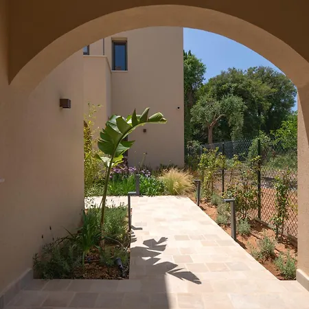 A Village Estate 빌라 *