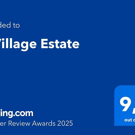 빌라 A Village Estate